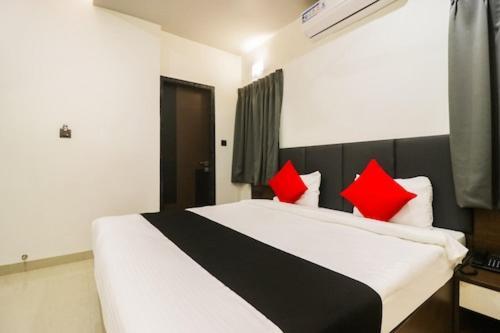 Hotel Nikhil Regency Bhilai Buitenkant foto